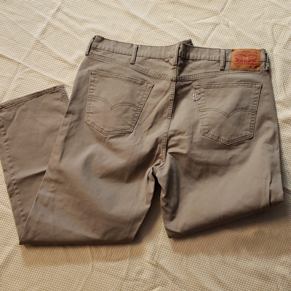 Levis 541 - 40x30 NWOT